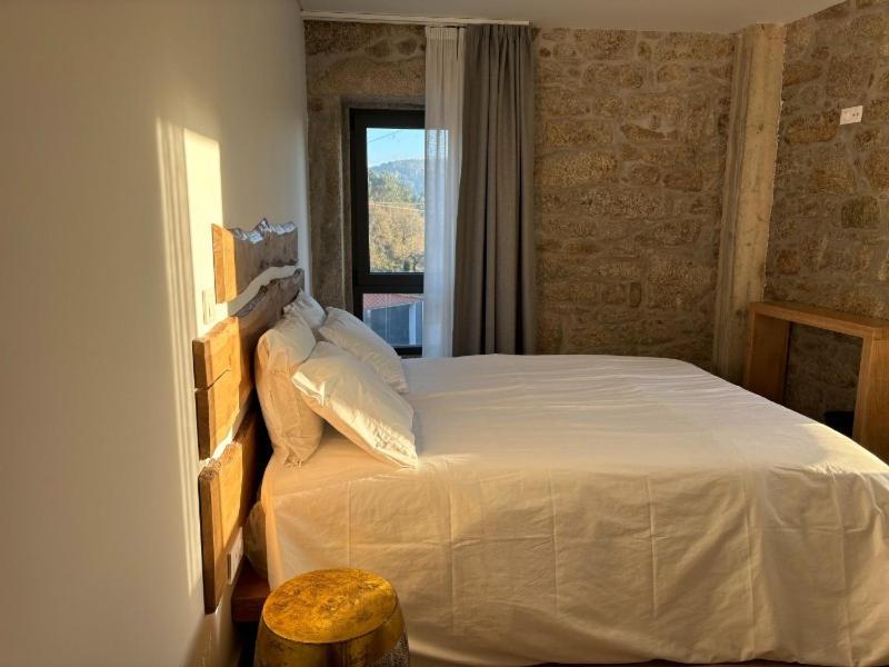 Pacos Do Douro, Chambre Privee Avec Piscine Romariz Exterior photo